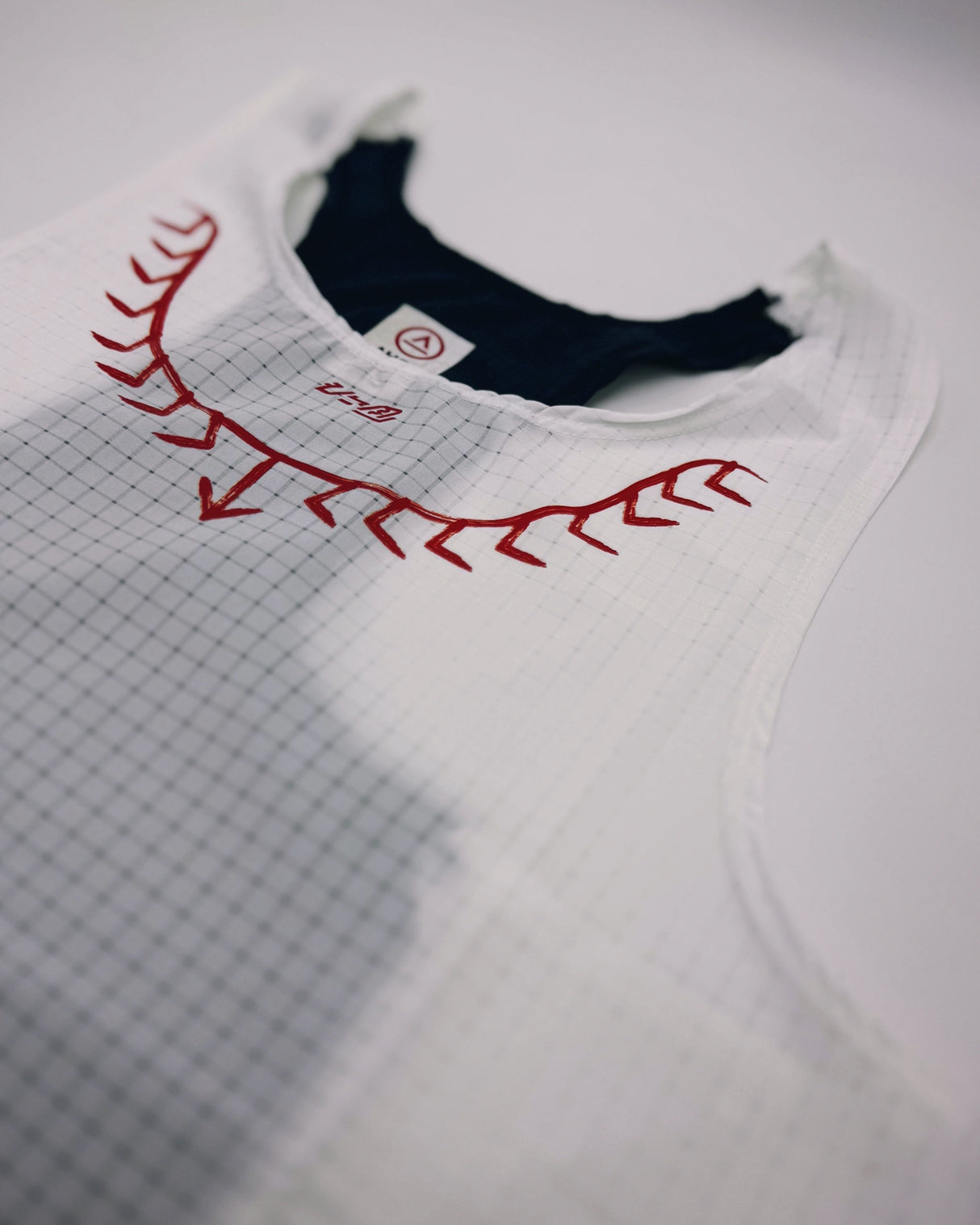 Koling Super Light Singlet (white / navy) - unisex - Ahon.ph