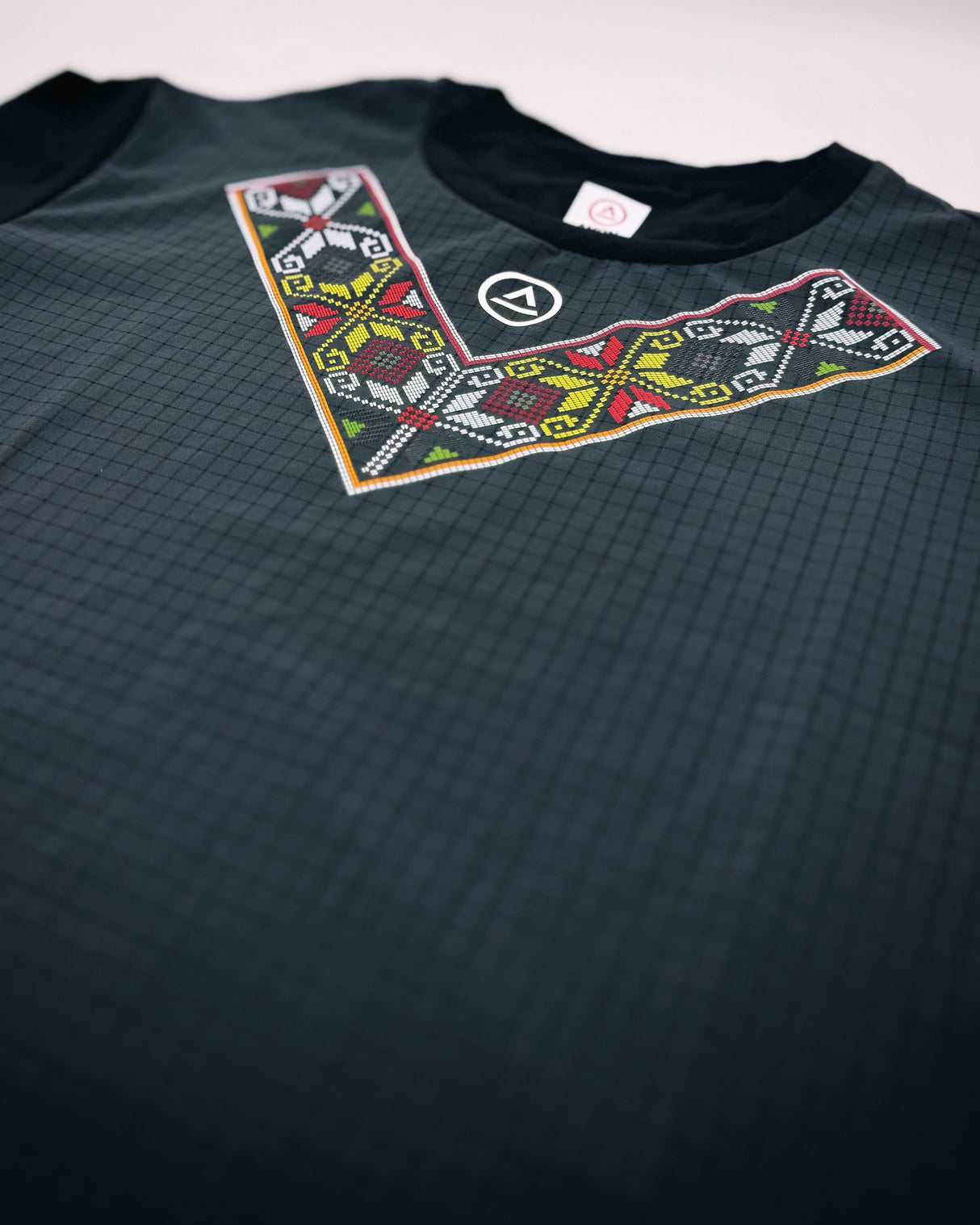 Uleyan Super Light LS Shirt (dark gray / black) - unisex - Ahon.ph