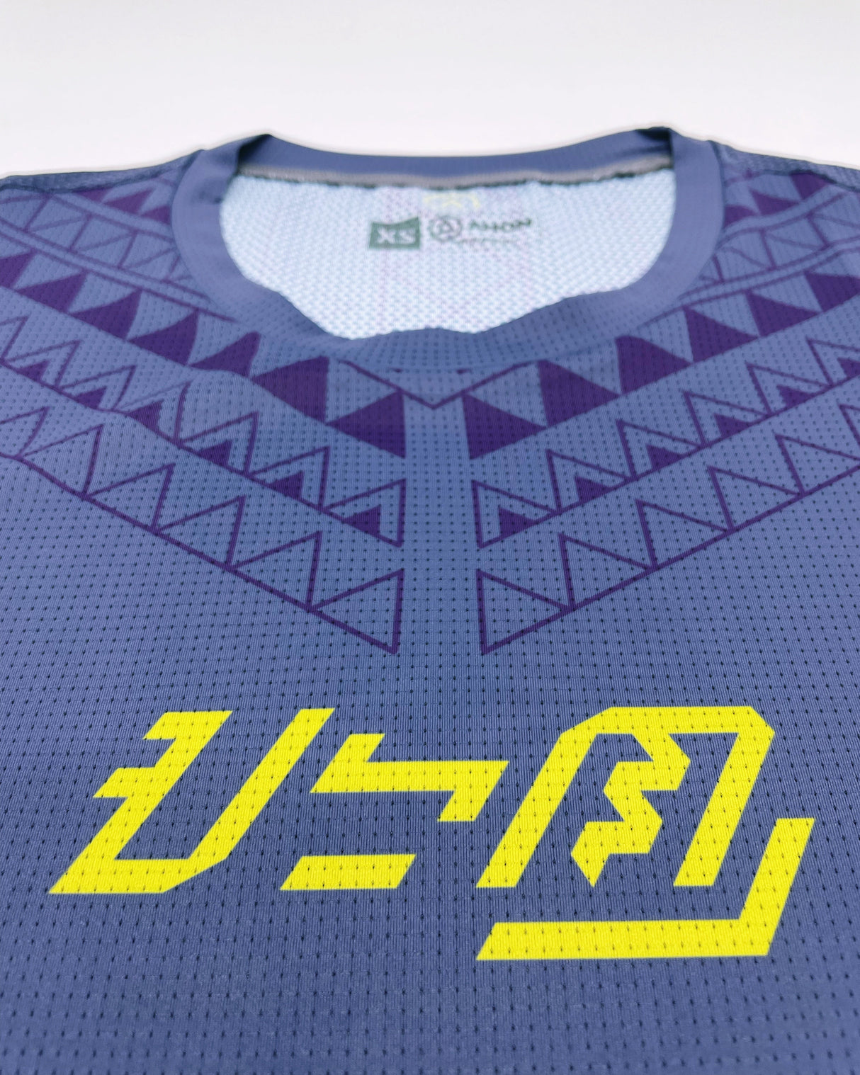 Ultra Light Running Shirt (stone / indigo / gold) - unisex - Ahon.ph